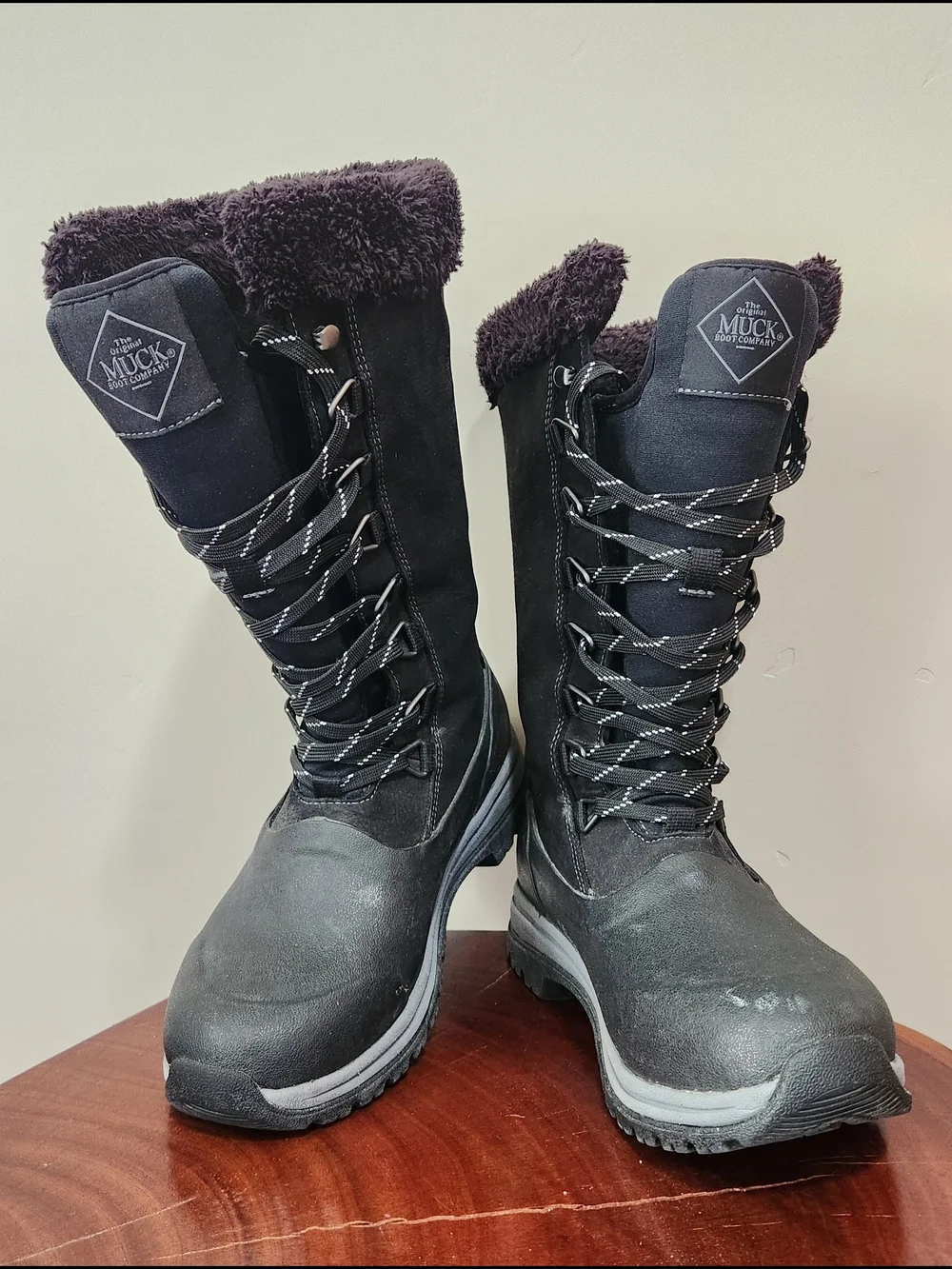 Muck Boot Co. Women's Size 6 Arctic Après Lace Tall Winter Boots Black Faux Fur